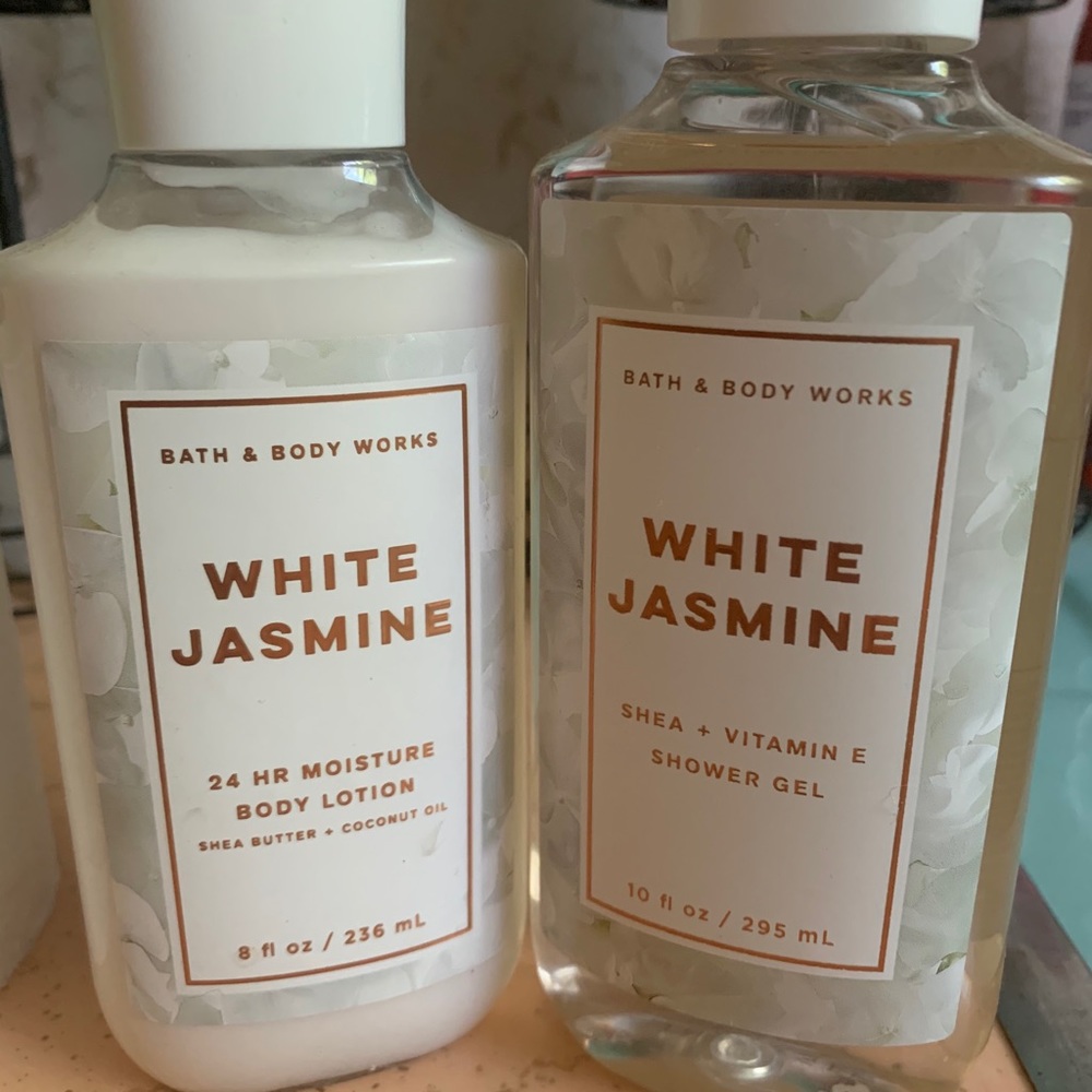 Bath and body works white jasmine